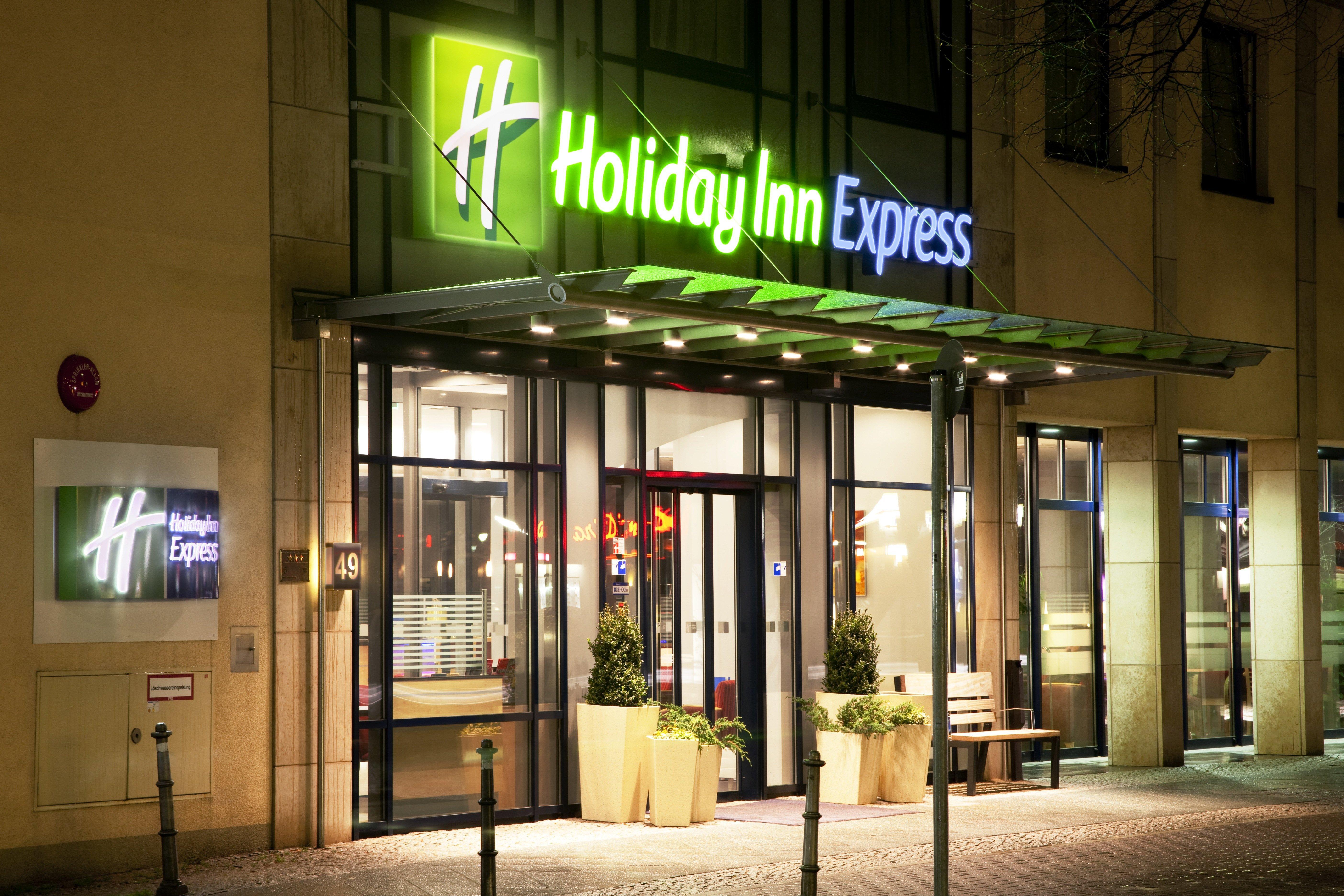 Holiday Inn Express Berlin City Centre, An Ihg Hotel Buitenkant foto