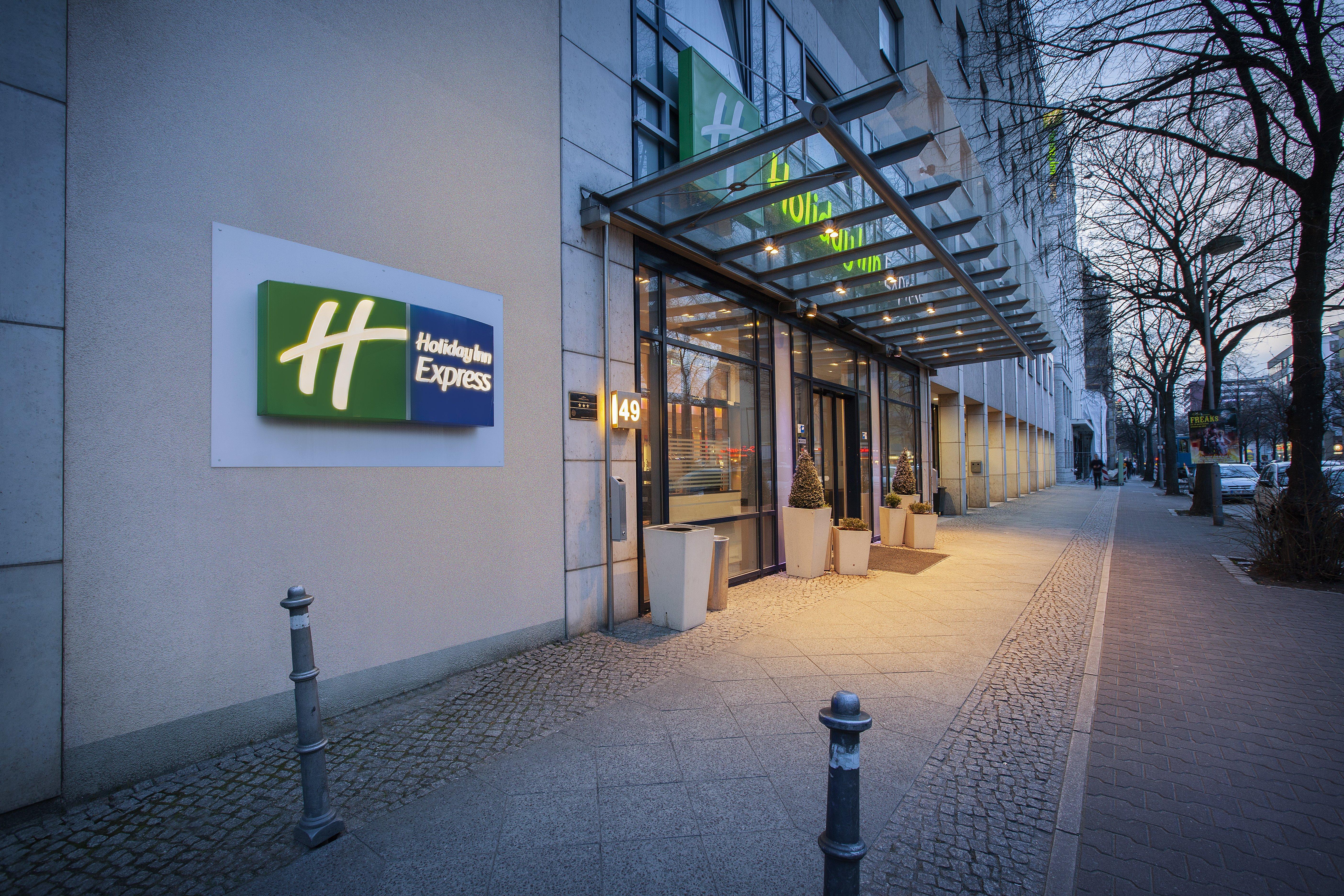 Holiday Inn Express Berlin City Centre, An Ihg Hotel Buitenkant foto